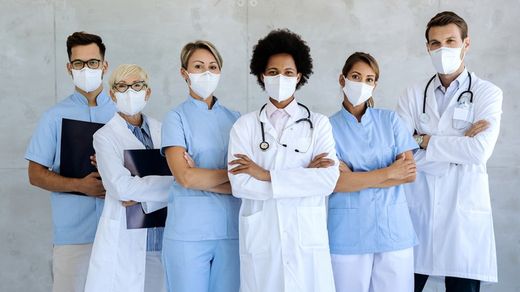 Ropa laboral para sanitarios. ¿Cómo elegirla?
