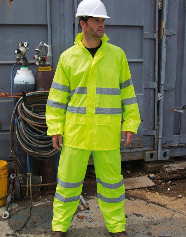 Ropa de trabajo para la lluvia