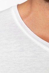 Camiseta Orgánica Sin Costuras En Cuello Hombre