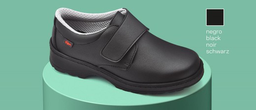 Scarpa con chiusura in velcro, lavabile a freddo e caldo fino a 40º, tomaia in microfibra foderata internamente, altamente TRASPIRANTE con grande capacità di assorbimento dell'umidità e asciugatura rapida. Colore nero