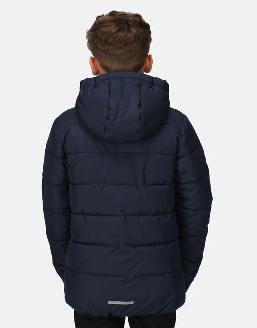 Aker geht ww Helly Hansen runter