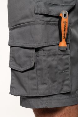 Arbeitsshorts mit mehreren Taschen