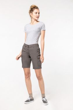 Leichte Bermudashorts für Frauen mit mehreren Taschen