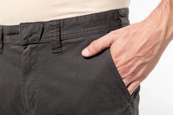 Bermuda multibolsillos hombre