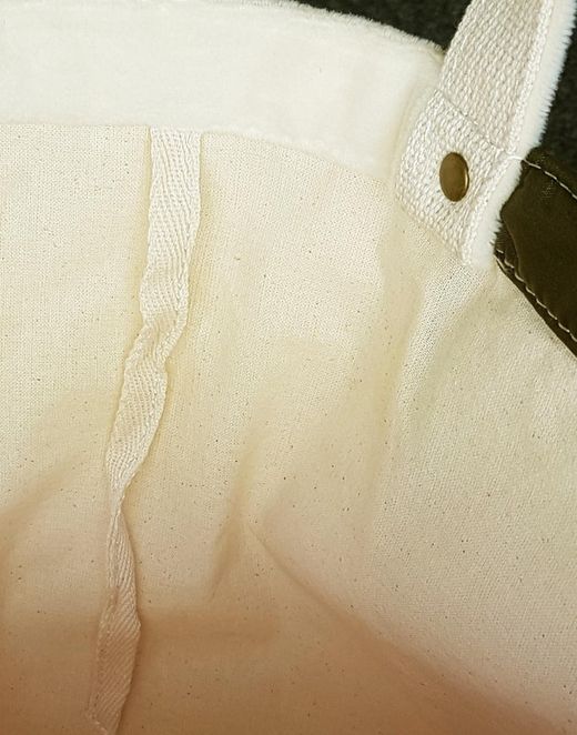 Kiyomi Satin und Samttasche