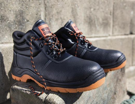 Sicherheitsstiefel für die Verteidigung