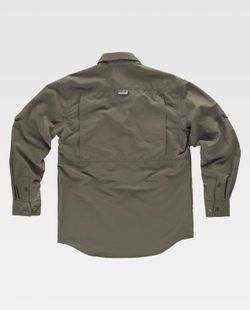 Camisa safari con abertura trasera y rejilla interior para regular la transpiración. Verde Caza