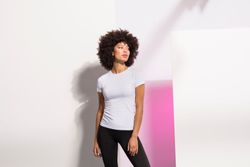 Camiseta Feel Good cuello redondo Mujer