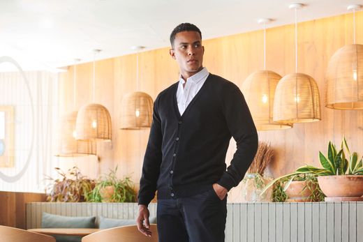 Men's Lightweight V Cardigan