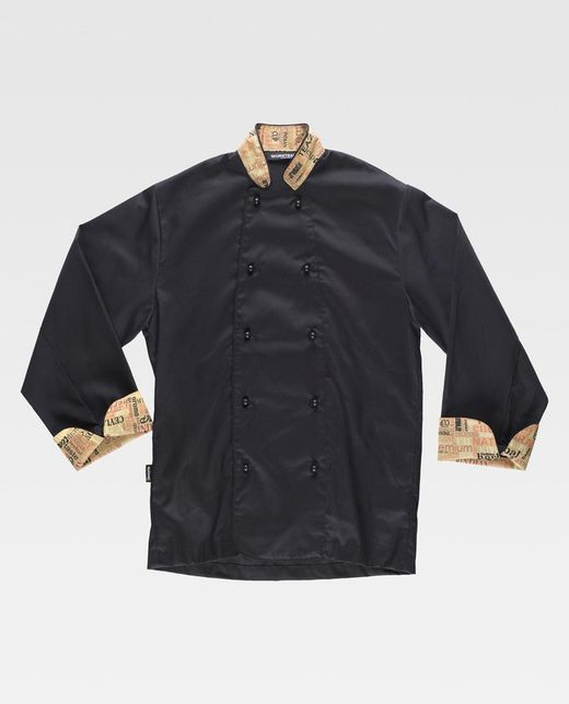 Kochjacke mit Sicherheitsknöpfen, kombinierte Manschetten mit schwarzen Buchstaben