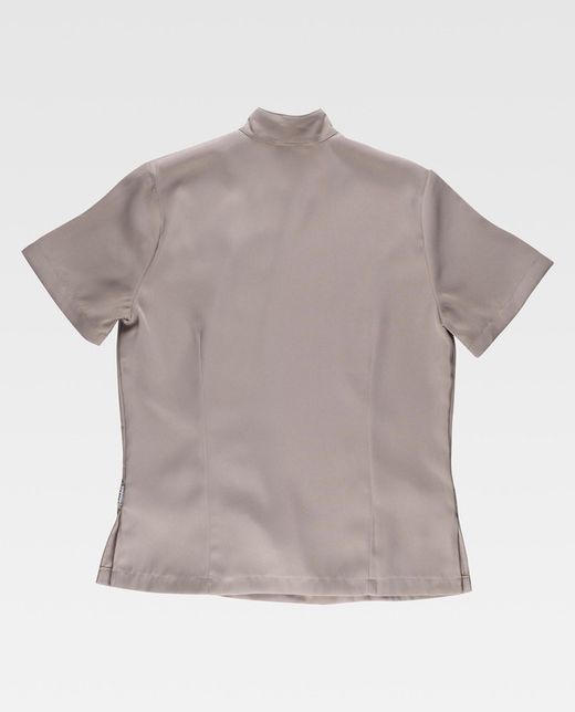 Veste slim fit, fermeture par fermoir, deux petits sacs en plaston beige