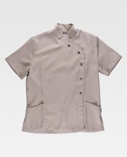 Veste slim fit, fermeture par fermoir, deux petits sacs en plaston beige