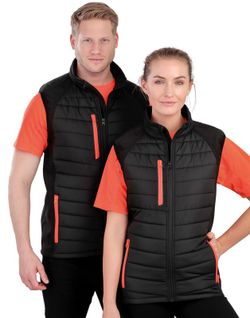 Gepolsterte Softshell-Weste
