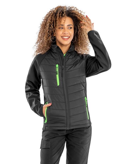 Gepolsterte Softshell-Jacke