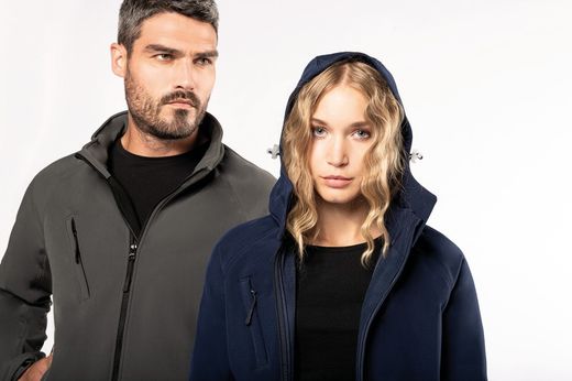 SOFTSHELL-JACKE MIT ABNEHMBAREN HOOD MEN