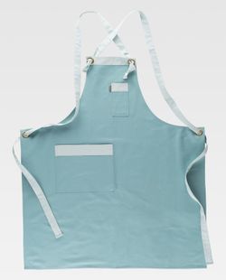 Delantal con peto en tejido canvas combinado