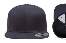Cappellino snapback classico