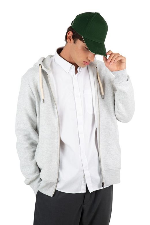 KAPPE MIT KONTRASTIERTEM SANDWICH 5 PANELS