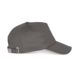 KAPPE MIT KONTRASTIERTEM SANDWICH 5 PANELS