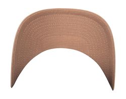 Gorra de 6 paneles con ciierre metálico curvado