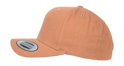 Gorra de 6 paneles con ciierre metálico curvado