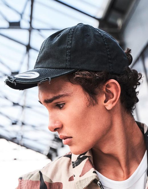 Gorra de perfil bajo aspecto desgastado