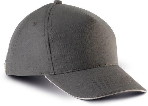 KINDERKAPPE MIT KONTRASTIERTEM SANDWICH - 5 PANELS