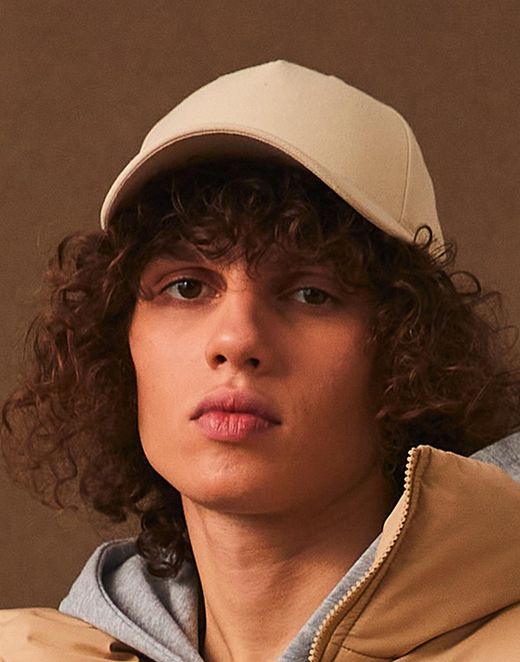 Gorra Premium con visera curvada 5 paneles