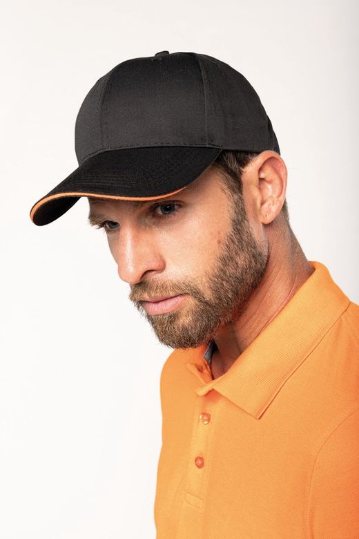 6-Panel-Cap mit Kontrast-Sandwichschirm