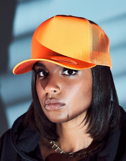 Gorra Trucker Retro Neon