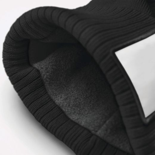 Mütze mit aufgesetztem Patch