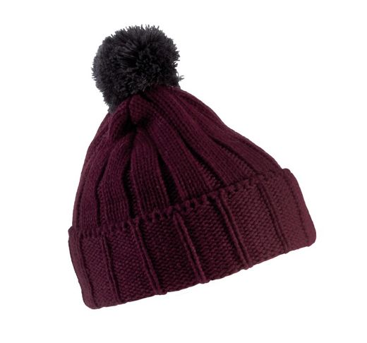 CAPPELLO CON POMPOM