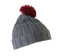 CAPPELLO CON POMPOM