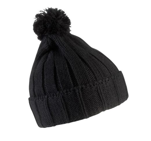 CAPPELLO CON POMPOM
