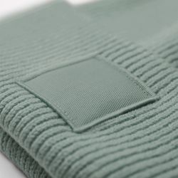 Mütze mit breiter Krempe und Ton-in-Ton-Patch