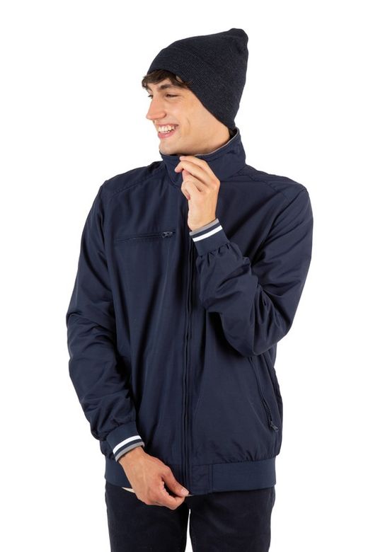 Cappello con risvolti