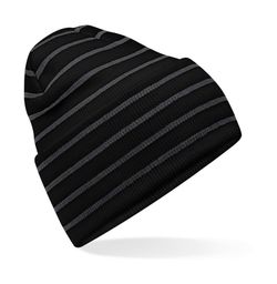 Gorro original de rayas con dobladillo