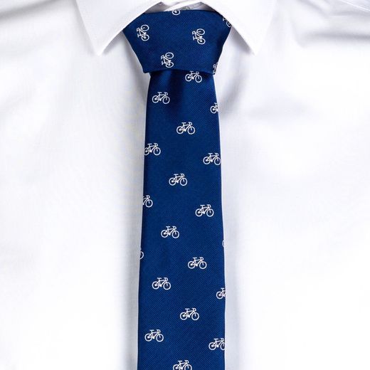 Corbata Sin Nudo De Pala Estrecha