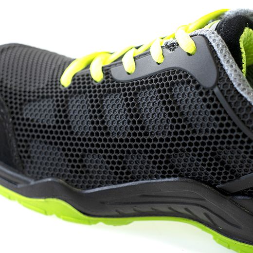 MARIO, zapato S1P deportivo negro-verde metal free