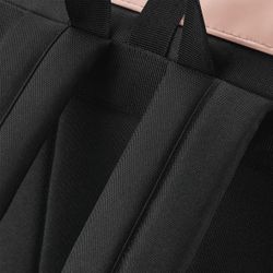 Rucksack mit Roll-Top-Klappe aus mattem Polyurethan