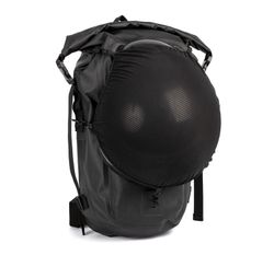 Mochila impermeable con compartimento para el casco