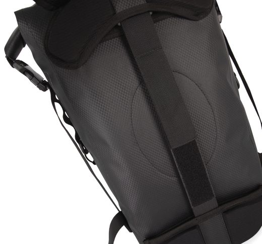 Mochila impermeable con compartimento para el casco