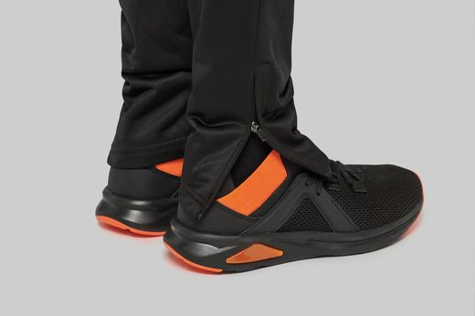 Jogginghose des Jungen