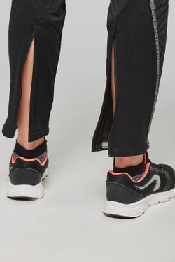 PANTALÓN DE ENTRENAMIENTO