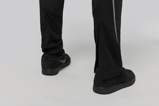 PANTALÓN DE ENTRENAMIENTO