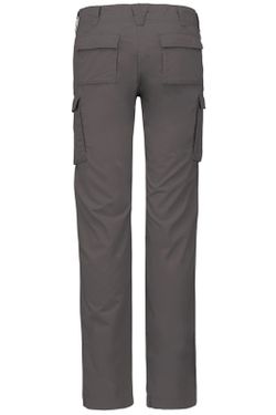 Leichte Damenhose mit mehreren Taschen