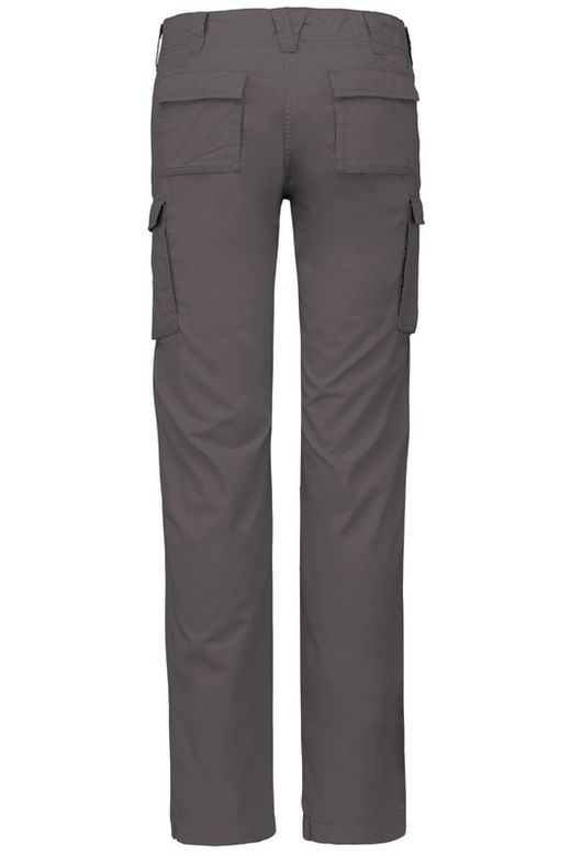 Leichte Damenhose mit mehreren Taschen