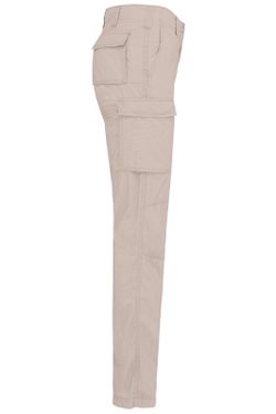 Leichte Damenhose mit mehreren Taschen