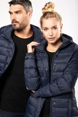 Parka acolchoada leve com capuz para homem