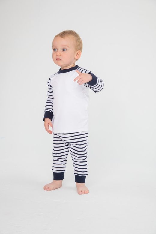 Gestreifter Pyjama
